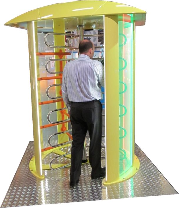 Dispositif de passage sécurisé pour sites industriels