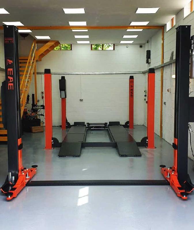 Pont élévateur premium 2 colonnes 4,2 tonnes déverrouillage automatique - 400 V_4