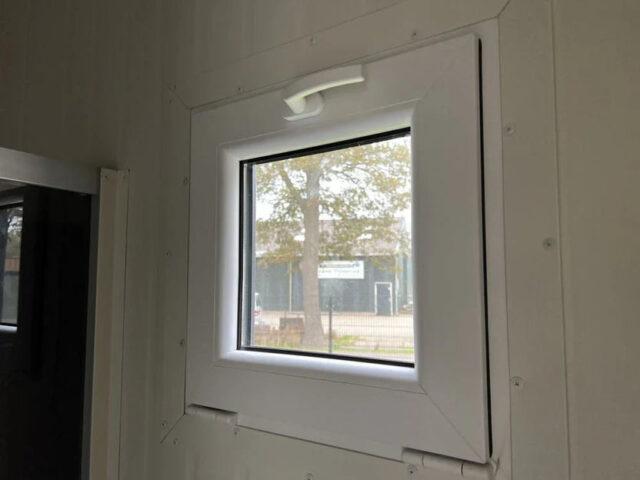 Conteneur de bureau résidentiel de 24 m² - Isolation renforcée - Fenêtres PVC double vitrage - Agencement complet_4