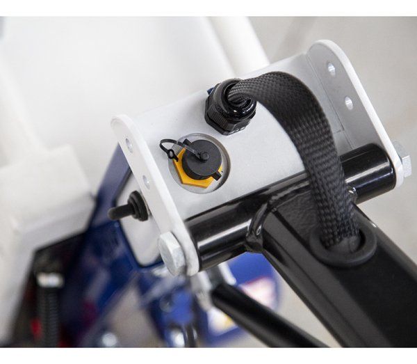 M12 - tracteur logistique - zallys - capacité de charge 1500 kg_4