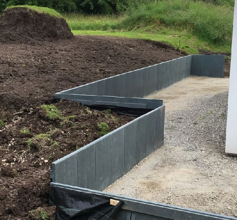 Mur en L en plastique recyclé_4