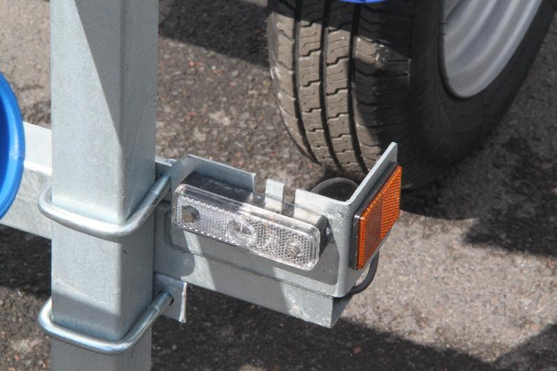 Sun-Way-Pneumatique-non freineé-500Kg Roue 13