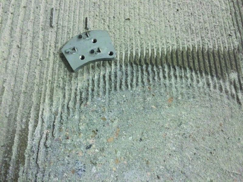Ponceuse de sols Alpha - compacte et légère 42 kg - segments diamants remplaçables - marque Romus_4