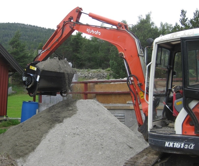 Godet malaxeur a vidange laterale_4