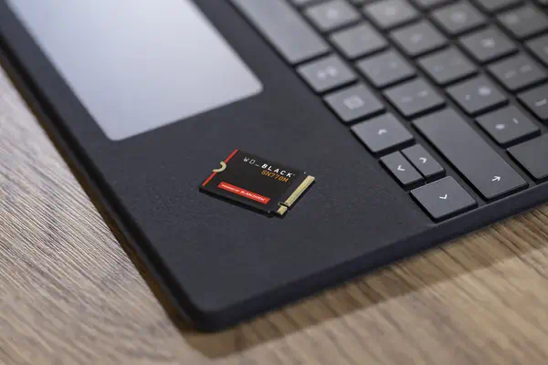 Wd_black sn770m nvme_4