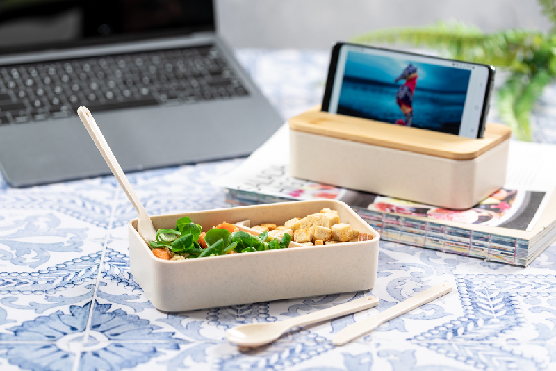 Lunch box en plastique PP - couvercle en bambou avec support téléphone - 2 compartiments de 700 ml avec couverts inclus_4