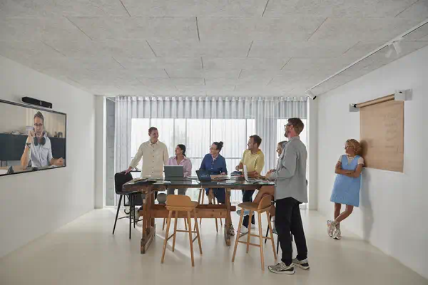 Barre de visioconférence tout-en-un Poly Studio X52_4