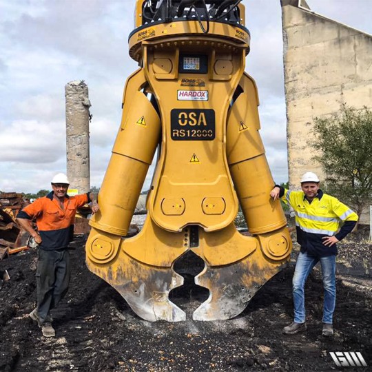 Pince de démolition Série RS - Acier Hardox 450 et Weldox - Compatible pelle hydraulique 1.5 à 150 tonnes - Rotation 360° - Marque OSA_4