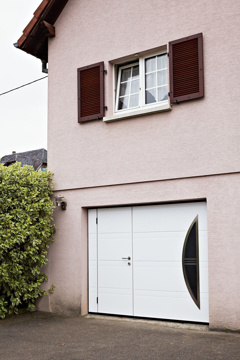 Porte de garage basculante personnalisable - pour maisons individuelles et immeubles collectifs - isolation thermique et acoustique_4