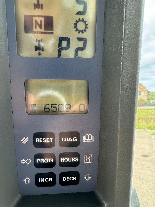 Tracteur agricole New Holland TG230 – 231 ch – 2003 – Full Powershift – 4RM_4