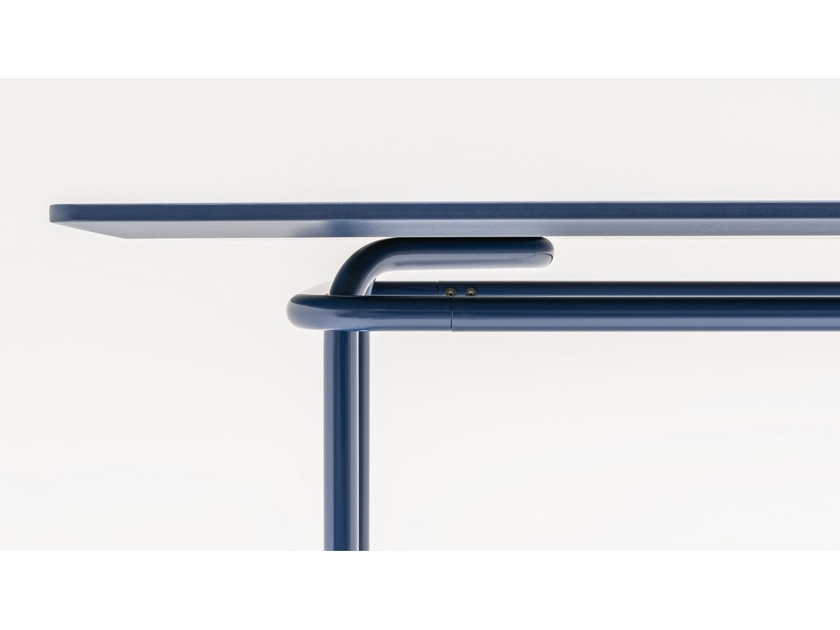 Table haute design NEW SCHOOL - polyvalente et élégante pour bureaux, salles de détente, restauration et halls d'accueil_4