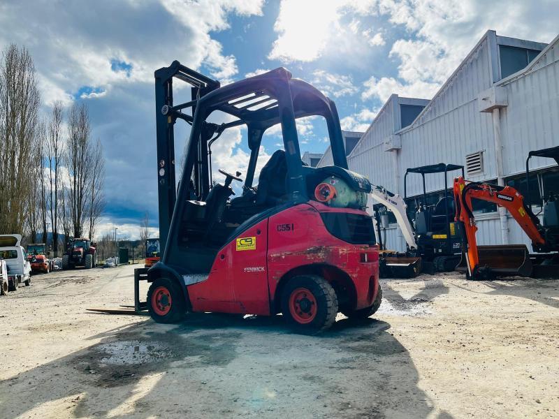 FENWICK Chariot élévateur H14_4