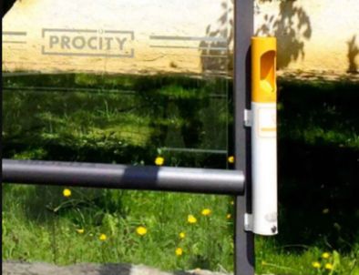 Cendrier sur pied - Vidage propre et rapide - Tube acier Ø 76 mm - Tête en aluminium moulé - Hauteur 600 mm - Verrouillable par clé triangle_4