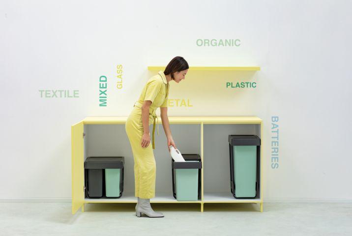 Poubelles encastrables Brabantia Sort & Go - 2 x 15 Litres - Dark Grey - Tri des déchets discret_4
