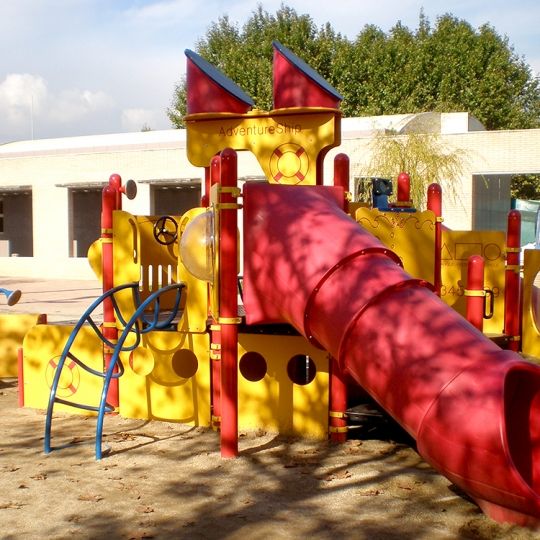 Playbooster - structure pour aire de jeux - Urbadis - acier et aluminium, résistance à 3.866,88 kg/cm²_4