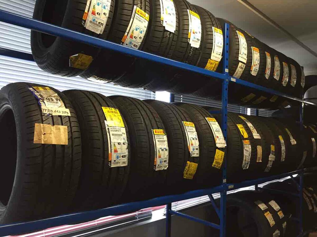 Rayonnage automobile robuste, modulable  et adaptable_4