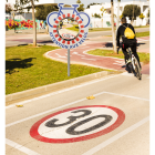 Miroir pour pistes cyclables sur cadre - Gamme Citymir - Diamètre 400 mm sur cadre PVC - Garantie 3 ans_4