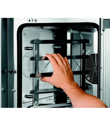 Four mixte à vapeur professionnel avec inversion de rotation du ventilateur pour une température optimale dans l'enceinte de cuisson- silverstream 5230m réf. 116622 bartscher_4