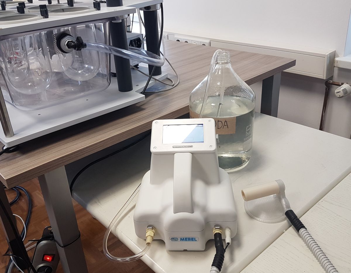 DissoDOSE - Distributeur portable précis de milieu de dissolution pour dissolutests multimarques_4