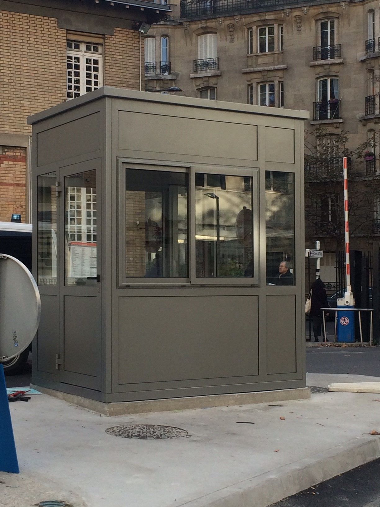 Guérite de sécurité CARAPACE - Anti-effraction CR4 - Pare-balles FB4, FB6, FB7 - Fabriqué en France - Outdoor - Rupture de pont thermique_4