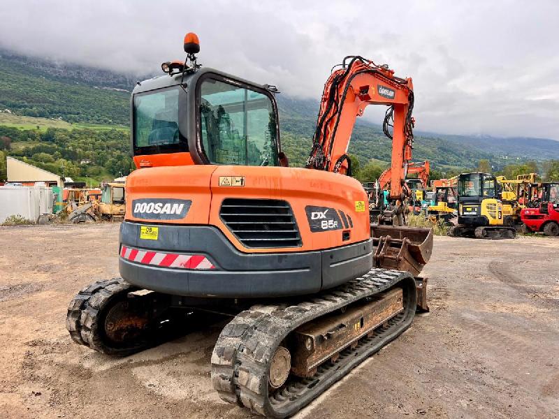 Doosan DX80R_4