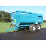 Benne agricole monocoque Rollfarm adaptée aux travaux d'ensilage