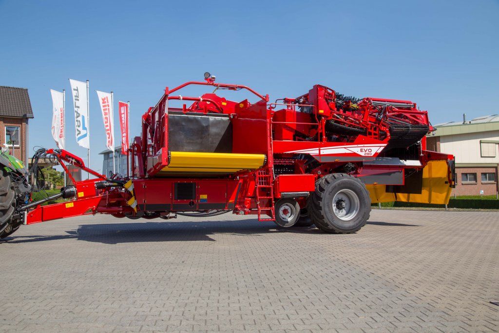 Arracheuse EVO 280 - 2 rangs - Grimme France - Largeur 3000 mm - Trémie 8000 kg - Traitement doux et rendement élevé_4