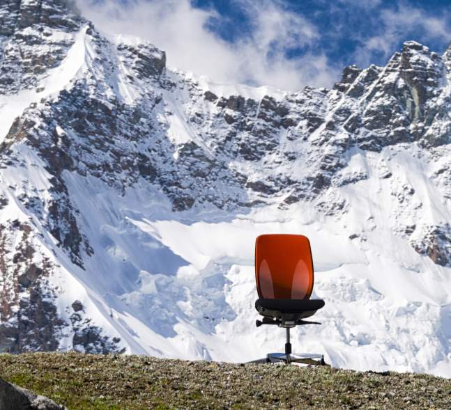 Assise dynamique et inclinable du fauteuil G353