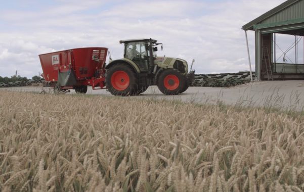 Mélangeuse agricole V-Mix Plus 13-30 2S BVL - Volume 13 à 30 m³ - Compacte et maniable_4