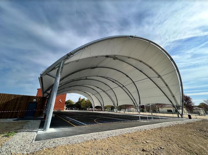 Couverture de plateau sportif  47 m x 25 m - Normandie Structures_5