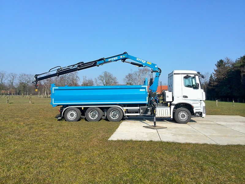Grue auxiliaire light 175.2 - Effer - pression 375 bar - gamme légère_4