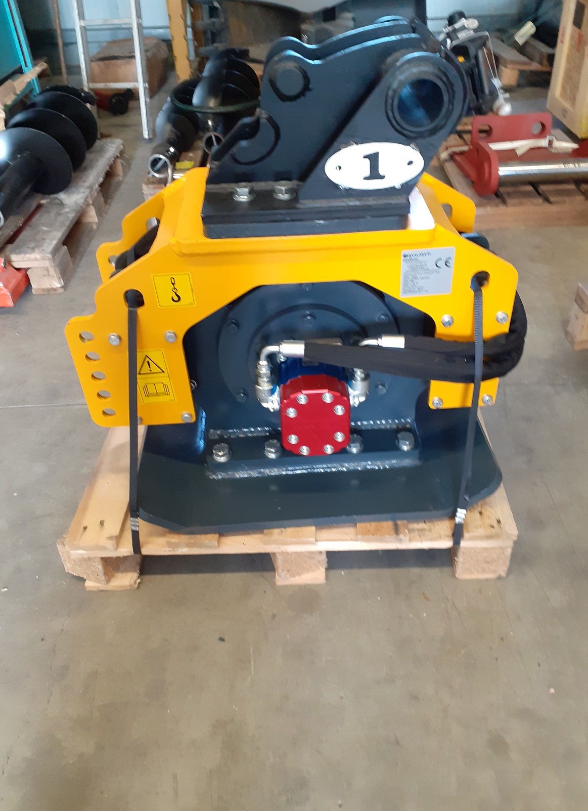 Plaque de compactage pb 201 (pelle 1,5-5 tonnes)_4