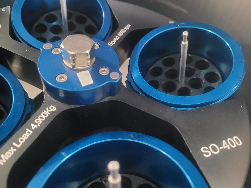 Centrifugeuse réfrigérée de laboratoire AWEL C 48-R C48R Avec Rotor SO-400_4