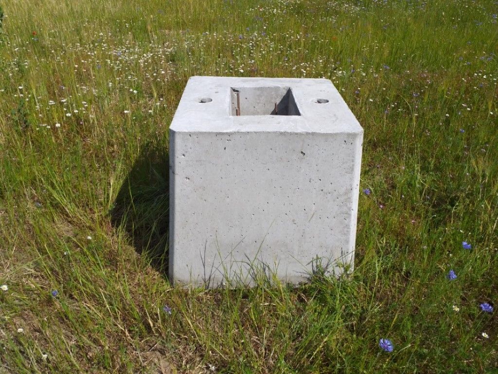 Dés de hangar trapézoïdaux 50x50 / 60x60 - H 60 cm - 420 kg - avec ancre de levage Artéon 2T500_4