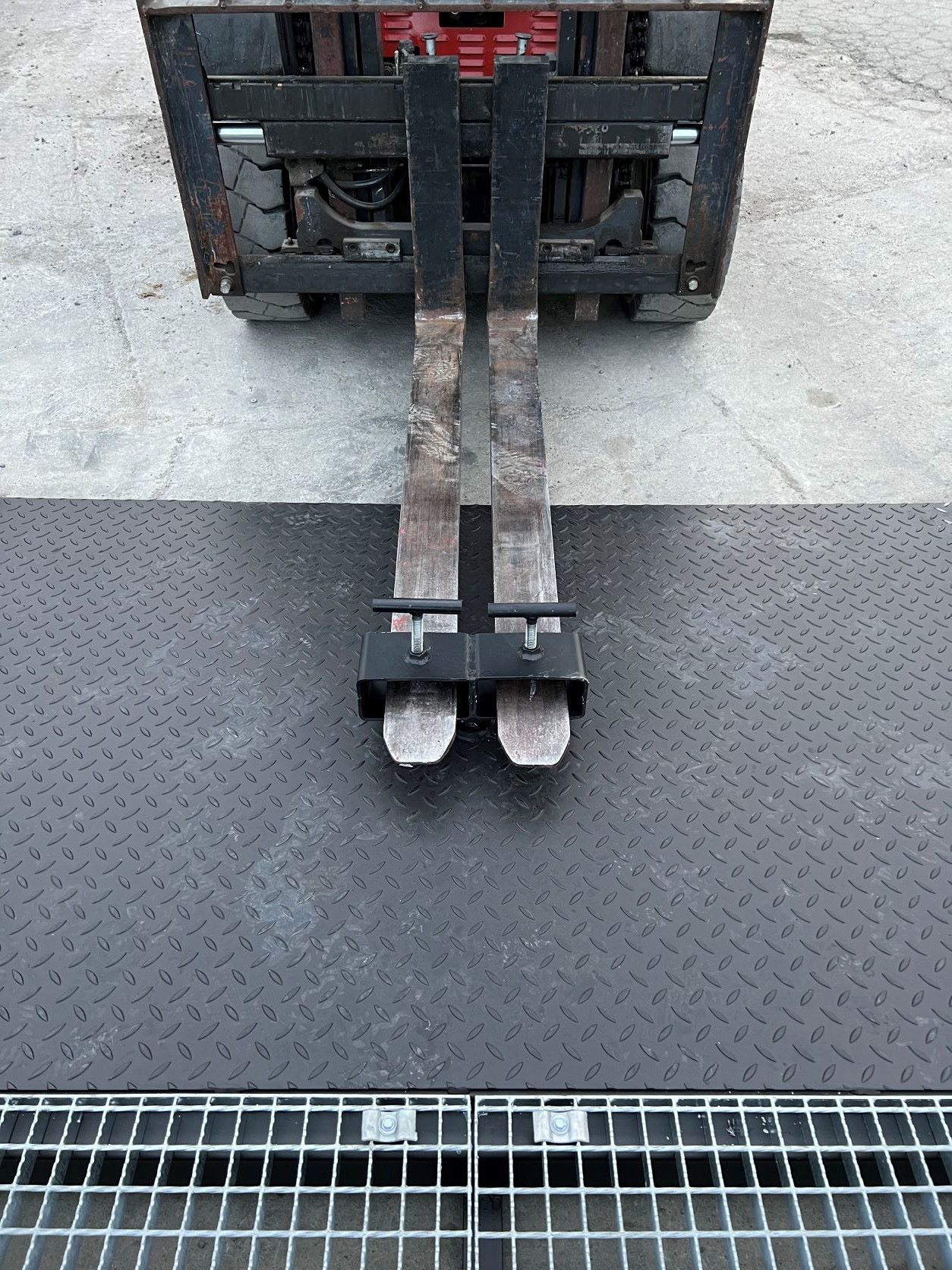 Rampe de quai mobile galvanisée robuste - AZ Ramp Prime WLO - Capacité 8T à 12T - Protection anticorrosion_4