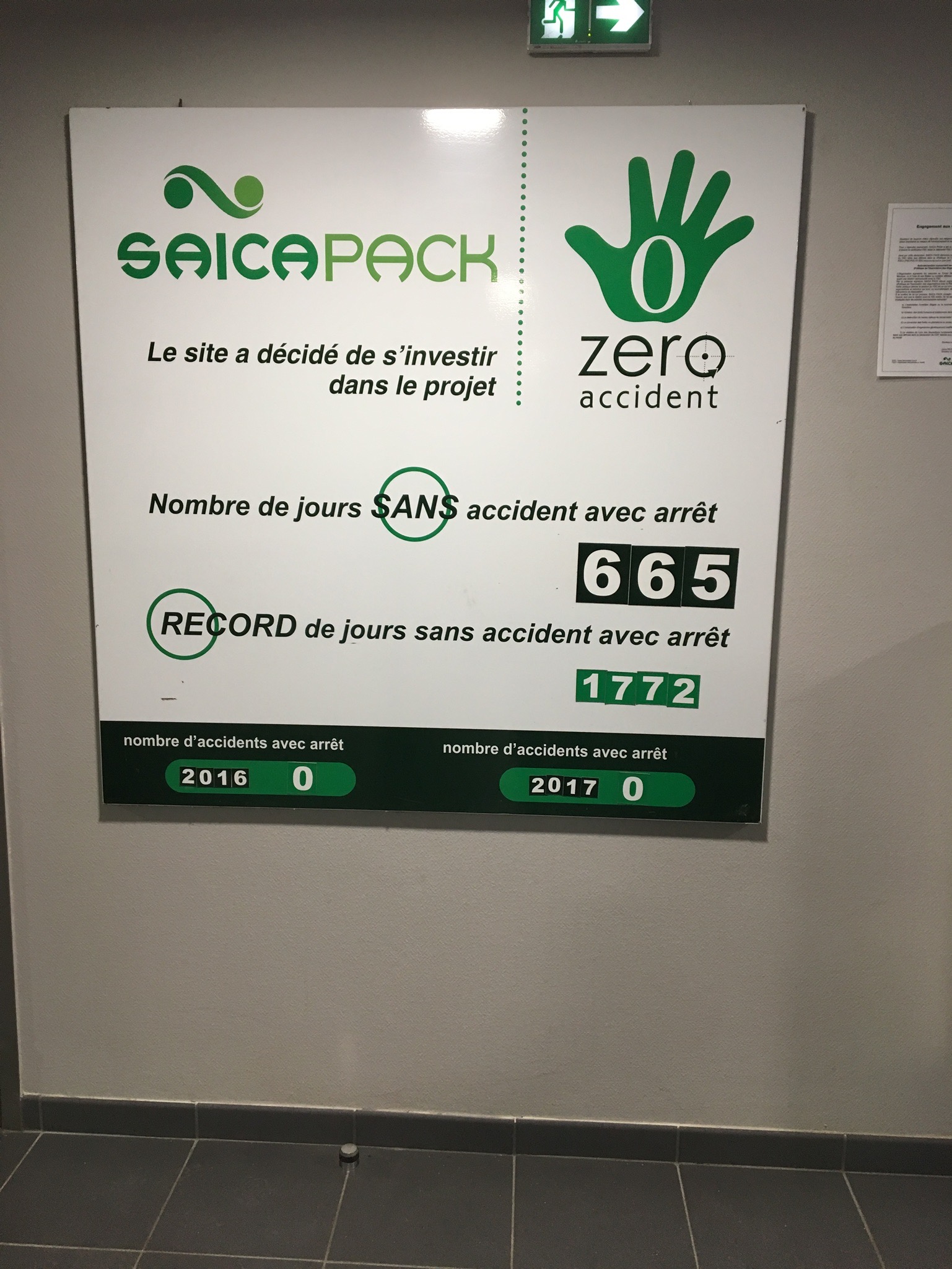 Panneau de sécurité avec résultats ajustables via logiciel simple