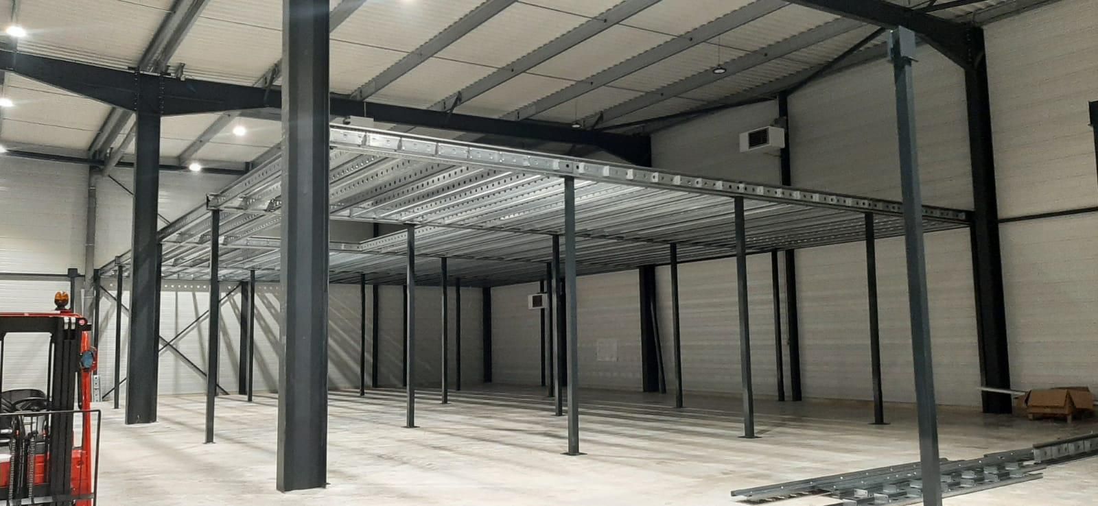 Mezzanine ERP sur mesure - Conforme aux normes incendie et sécurité - disponible en achat neuf et occasion_4