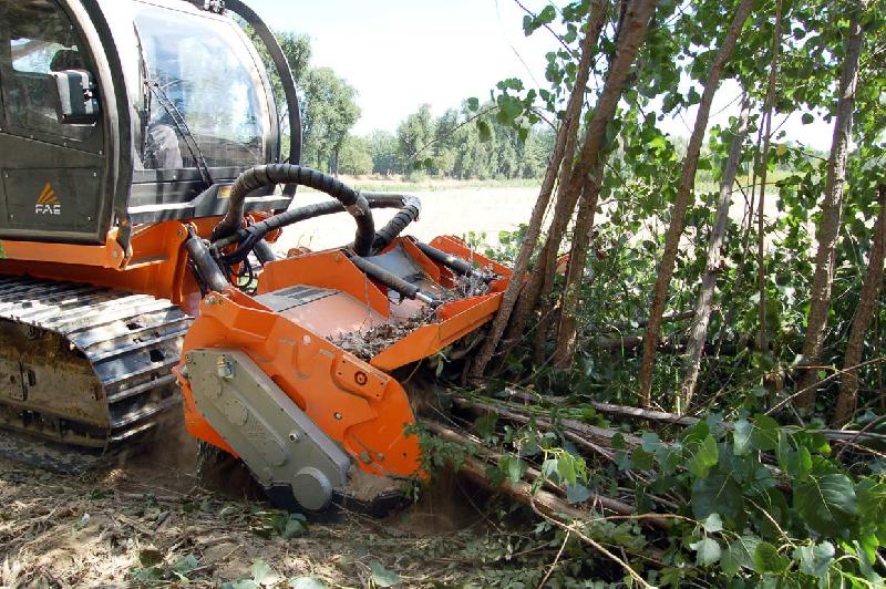 Préparateurs de sols pour véhicules spéciaux 300/S/PM - de 250 à 400 ch - transmission hydraulique_4