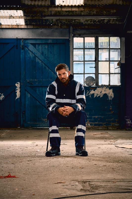 Veste de sécurité Yoko - Réf : YHVP301 - Imperméable, coupe-vent, avec capuche intégrée et poches multiples_4