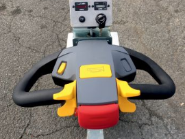 Tireur pousseur électrique Imove 400 TA - STI constructeur, capacité de traction 700 kg sur terrain plat, moteur 24V / 400W_4