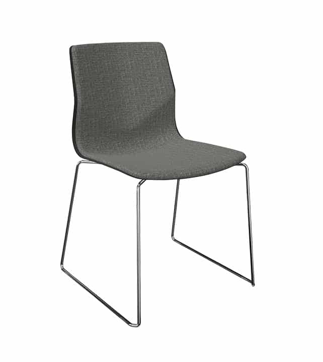 Chaise empilable avec dossier flexible, forme organique et patins en téflon - Four®Sure 44_4