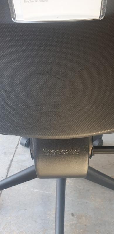 Fauteuil ergonomique Steelcase Let's B Noir d'occasion - réglages intuitifs, design moderne et durable_4