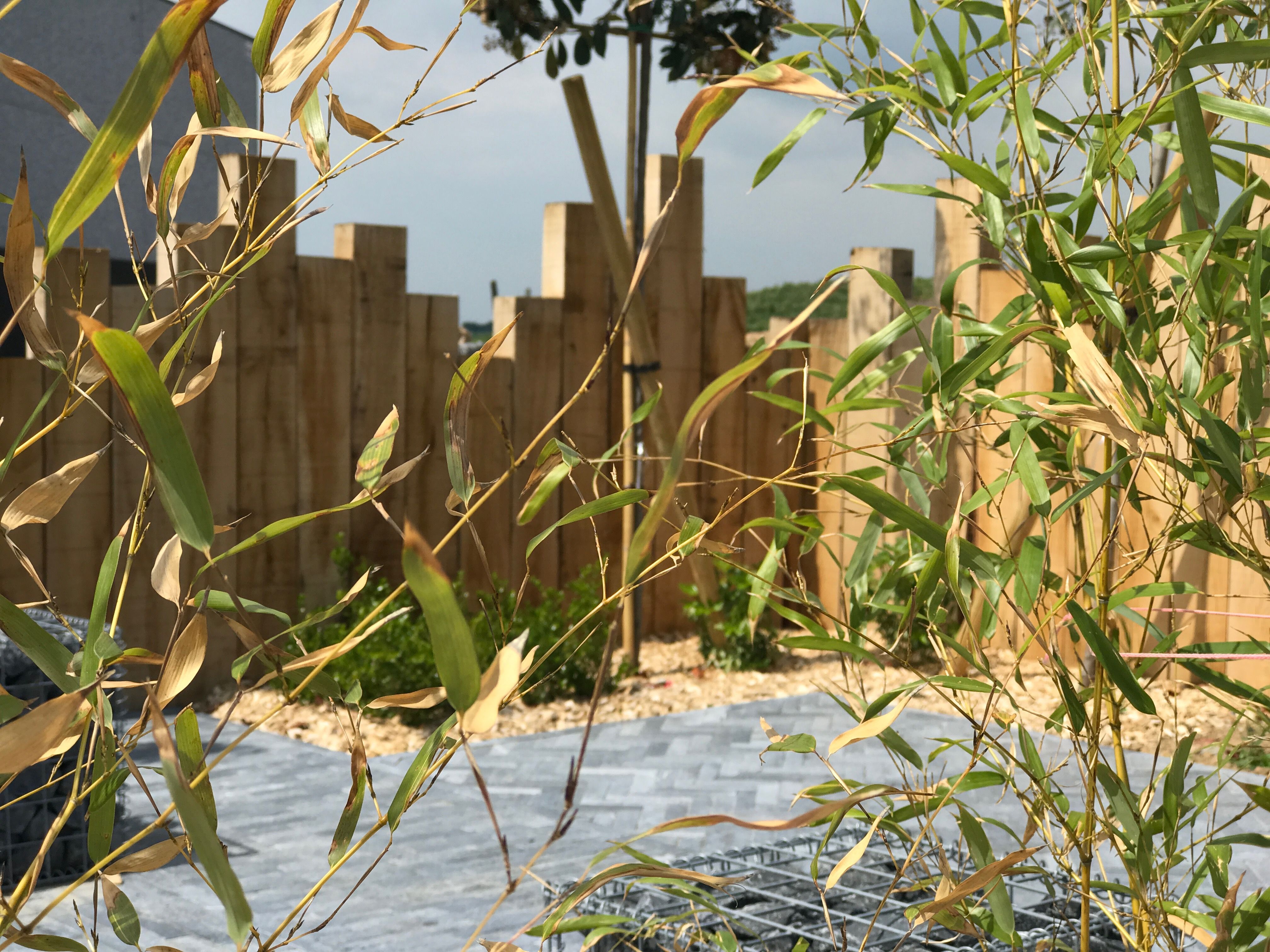 Traverse de chêne longue et solide pour projets divers