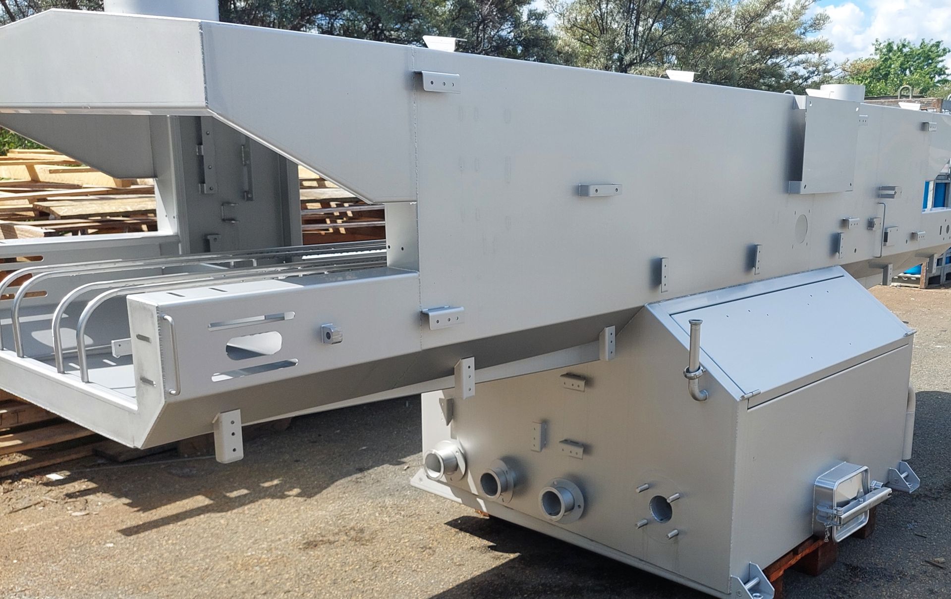 Gel décapant inox et aluminium DÉCAPAFOND® – Application par pulvérisation_4