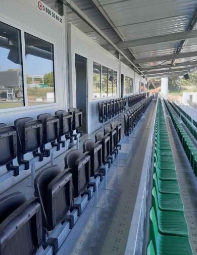 Coque LIKO rabattable - Conforme NF en 13200-4, FIFA, UEFA - Protection UV - Classement feu M2/M3/M4_4