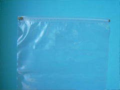 Sachets et sacs plastique zip en polyéthylène basse densité - recyclables, biodégradables & personnalisables - CBS Emballages_4