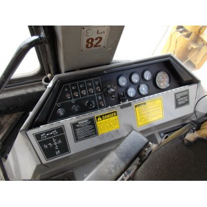 Tractopelle caterpillar 428 b_4