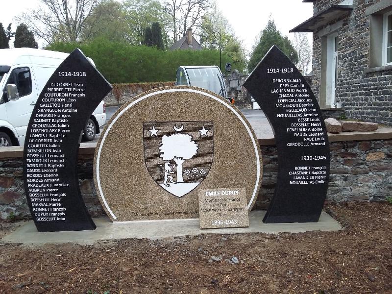 Stèles commémoratives traditionnels ou modernes - Personnalisation et intégration sur mesure - Granimond_4