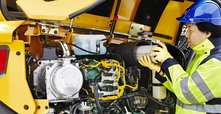 Mini-pelle Volvo ECR58D avec stabilité et contrôle optimisés