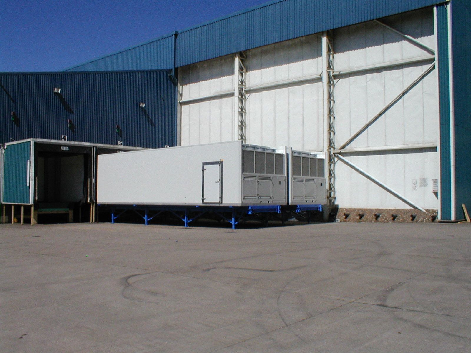 Refroidisseur pour surgélation rapide de produits frais